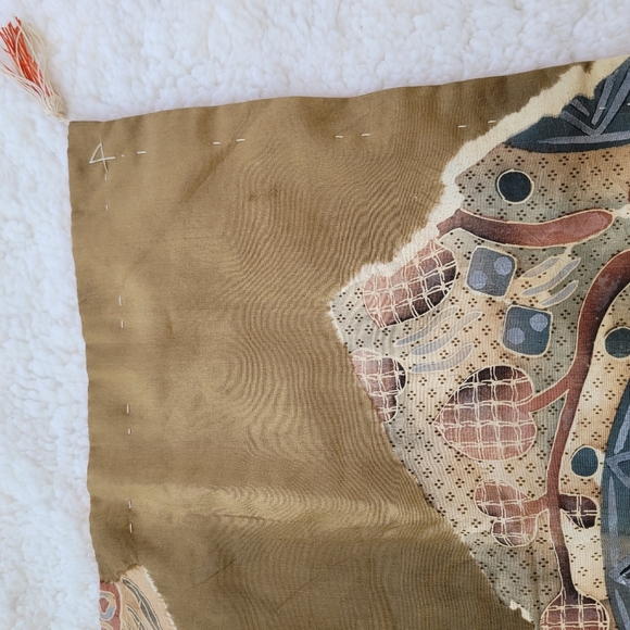 Vintage Silk Kimono Fabric Reverses to  Shibori Fabric Decoration 14" x 15" - Picture 2 of 12